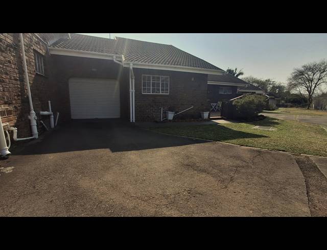 3 BEDROOM SECTIONAL TITLE TO LET IN HOWICK CENTRAL